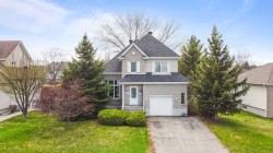 1262 Boul. Virginie-Roy  Notre-Dame-De-L'Île-Perrot, QC J7V 8Z9
