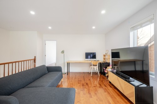 Salle familiale - 3545 Place Cabral, Brossard, QC - Indoor