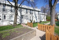 199 - 70 CASS AVENUE Toronto, ON M1T 3P9