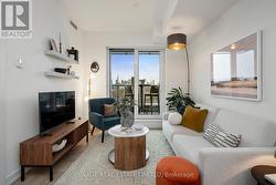 606 - 150 LOGAN AVENUE Toronto, ON M4M 0E4