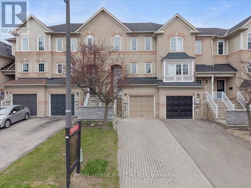 61 BAYWELL CRESCENT  Aurora, ON L4G 7N4