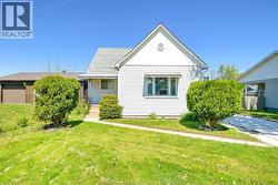 616 BENSETTE STREET Windsor, ON N8X 2Y7