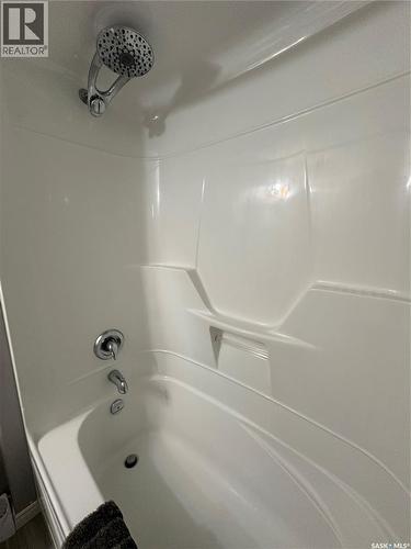 46 Clarke Avenue, Yorkton, SK - Indoor Photo Showing Bathroom
