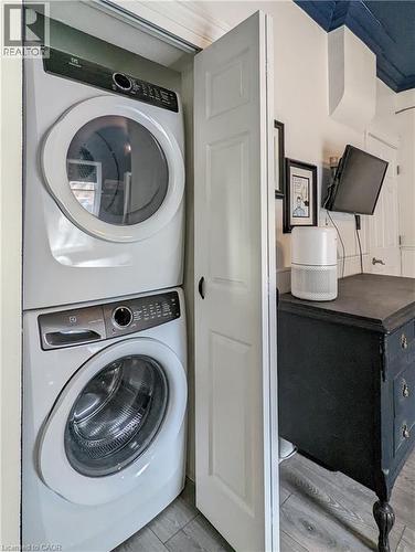 unit 3 - 158 Hunter Street E, Hamilton, ON - Indoor Photo Showing Laundry Room