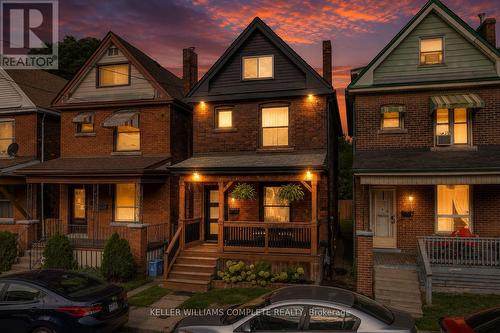 39 Fairleigh Avenue N, Hamilton, ON - Outdoor With Deck Patio Veranda With Facade