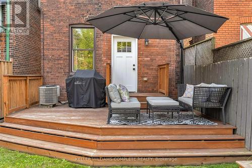 39 Fairleigh Avenue N, Hamilton, ON - Outdoor With Deck Patio Veranda With Exterior