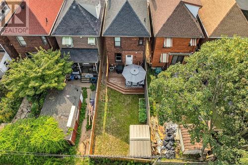 39 Fairleigh Avenue N, Hamilton, ON - Outdoor