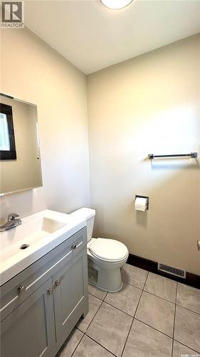205 Conquest Street, Conquest, SK - Indoor Photo Showing Bathroom