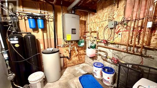 205 Conquest Street, Conquest, SK - Indoor Photo Showing Basement