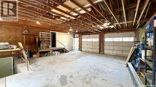 205 Conquest Street, Conquest, SK - Indoor Photo Showing Garage