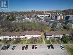 Minutes from shopping, transit and schools - 