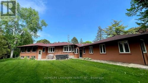 1556 Crestview Avenue, Mississauga, ON - Outdoor
