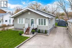 924 VICROL DRIVE Innisfil, ON L9S 1V4