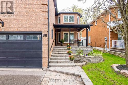 88 Empress Road, Vaughan, ON - Outdoor With Deck Patio Veranda