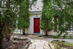 1129 SUNNINGDALE ROAD E  London North (North C), ON N5X 4B1