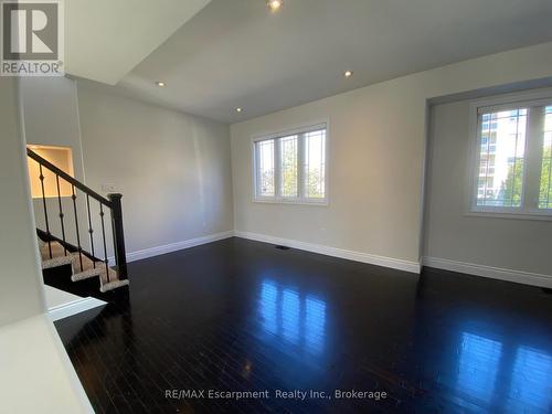 2430 Second Street, Burlington (Brant), ON - Indoor Photo Showing Other Room