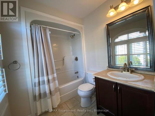 2430 Second Street, Burlington (Brant), ON - Indoor Photo Showing Bathroom
