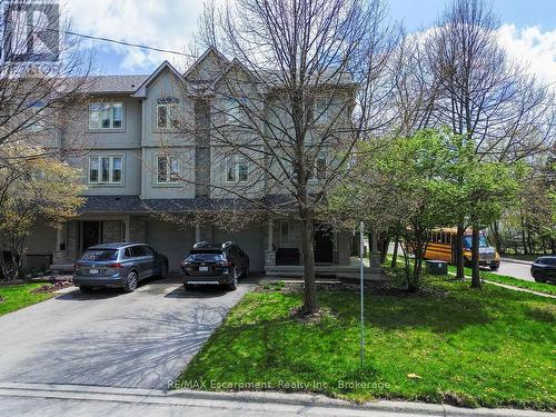 2430 Second Street, Burlington (Brant), ON - Outdoor