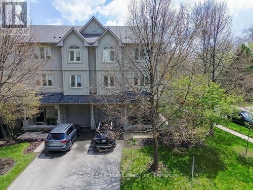 2430 Second Street, Burlington (Brant), ON - Outdoor