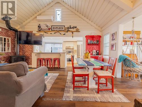 3412 Locust Street, Port Colborne (Sherkston), ON - Indoor
