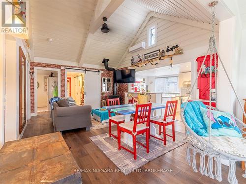 3412 Locust Street, Port Colborne (Sherkston), ON - Indoor