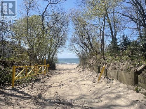 3412 Locust Street, Port Colborne (Sherkston), ON - Outdoor With View