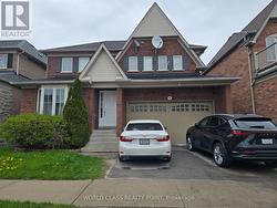 33 RUSHBROOKE WAY Ajax, ON L1Z 2C4