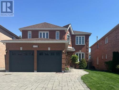 5123 HEATHERLEIGH AVENUE  Mississauga, ON L5V 1M7