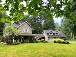 1753 Peerless Rd Shawnigan Lake, BC V0R 1L0