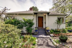 4035 Saanich Rd Saanich, BC V8X 1Z2