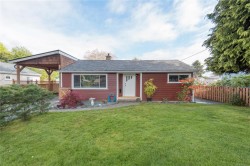 921 Wharncliffe Rd  Duncan, BC V9L 2K5