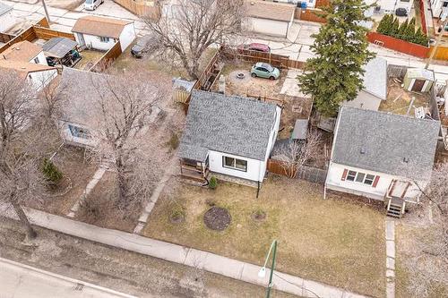938 Talbot Ave, Winnipeg, MB 