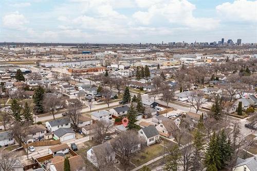 938 Talbot Ave, Winnipeg, MB 