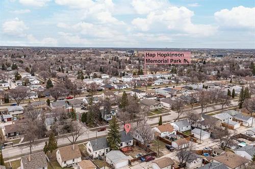 938 Talbot Ave, Winnipeg, MB 