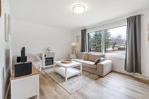 938 Talbot Ave, Winnipeg, MB 
