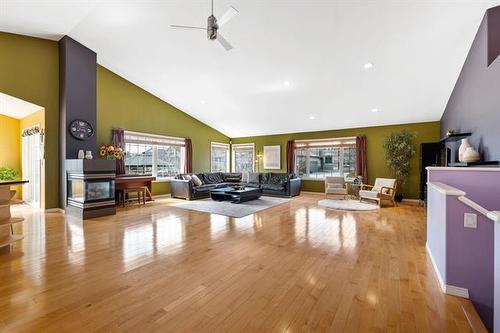 66 Breland Bay, Winnipeg, MB 