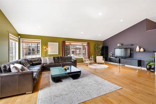 66 Breland Bay, Winnipeg, MB 