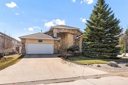 66 Breland BAY  Winnipeg, MB R3X 2C2