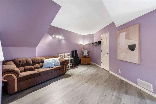 66 Breland Bay, Winnipeg, MB 