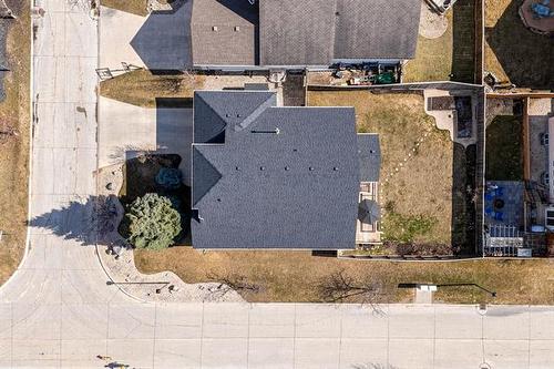66 Breland Bay, Winnipeg, MB 