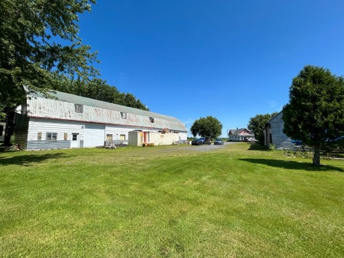 Garage - 386Z  - 396Z Route 122, Saint-Guillaume, QC - Outdoor