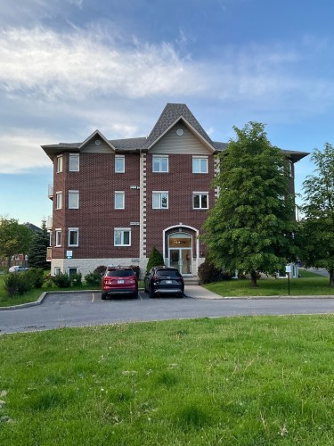 Front of Structure - 304-14370 Rue Jolicoeur, Montréal (Pierrefonds-Roxboro), QC - Outdoor