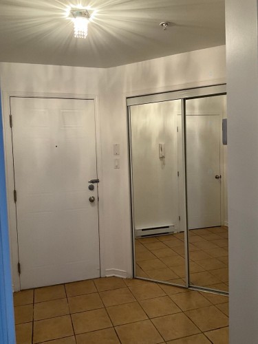 Mud Room - 304-14370 Rue Jolicoeur, Montréal (Pierrefonds-Roxboro), QC - Indoor Photo Showing Other Room