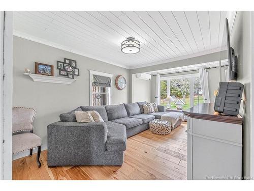 10 Stanley Oliver Rd, Back Bay, NB 