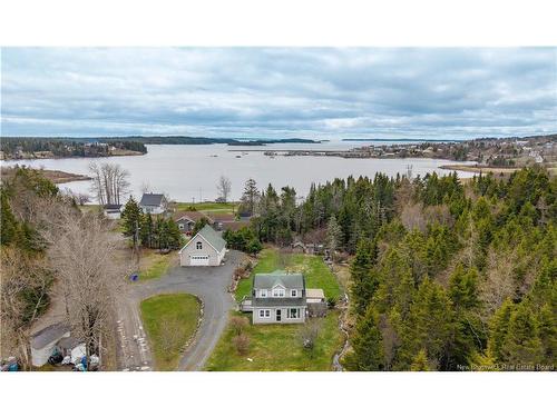 10 Stanley Oliver Rd, Back Bay, NB 