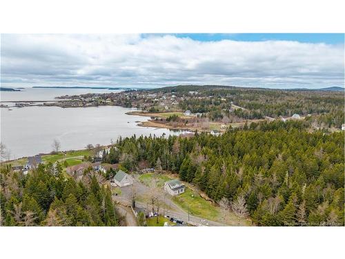 10 Stanley Oliver Rd, Back Bay, NB 
