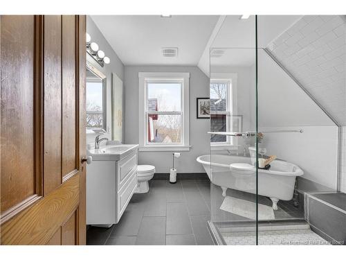 1016 Main St, Hampton, NB 