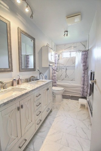 Salle de bains - 408 Rue Lauzanne, Saint-Eustache, QC - Indoor Photo Showing Bathroom