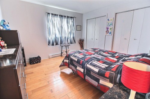 Chambre à coucher - 408 Rue Lauzanne, Saint-Eustache, QC - Indoor Photo Showing Bedroom