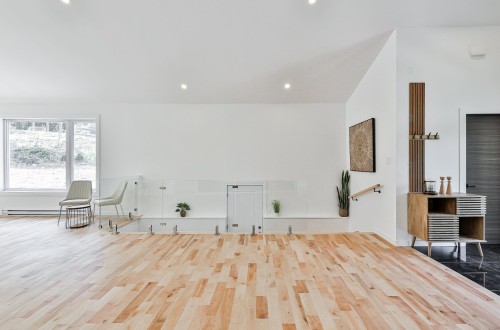 Salon - 750 5E Rang, Sainte-Julienne, QC - Indoor Photo Showing Other Room
